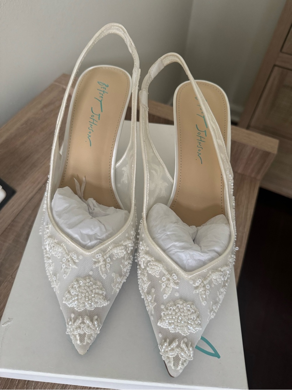 Betsey Johnson Ivory Lace Slingback Pumps - Picture 2 of 3